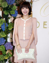 组图：柳真奇太映举行婚礼 众韩星捧场