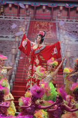 组图：京剧青年电视大赛 陈思思杨贵妃扮相登场