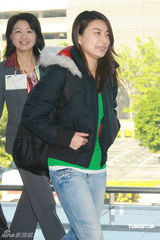 高清：郭晶晶抵港备战东亚运 面带微笑未理会传闻