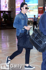 组图：超新星BlockB赴横滨录《M Countdown》