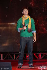 组图：严爵挑战唱跳险破音 林俊杰压轴热舞