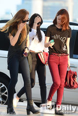 组图：BigBang成员GD与f(x)休闲装扮赴美