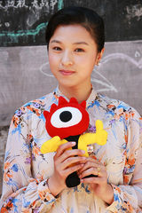 幻灯图：《傻春》探班 陶红颠覆形象过足戏瘾