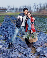 组图：于小彤蒋梦婕穿越水乡 浪漫相约情人节