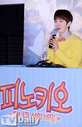 组图：2AM赵权为动画配音曝匹诺曹声音超难