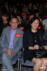 组图：容祖儿透视装助阵新片首映 谢霆锋捧场