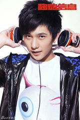 高清图：新版《红楼梦》宝黛钗鬼马表情八连拍