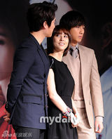 高清组图：韩惠珍等出席新剧《综合症》发布会