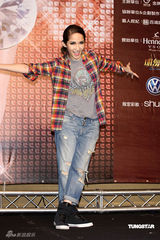 幻灯图集：萧亚轩庆功 表示已完成母亲对其期许