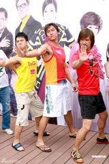 高清：马德钟水战狙击滕丽名 张可颐谈恋情顺其自然