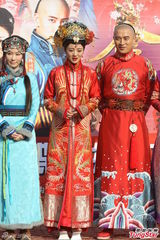 组图：安以轩新剧当新娘力挺杜淳否认当小三