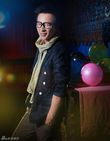 组图：罗晋色彩大片百变释放轻熟魅力