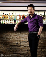 组图：黄海波成时尚杂志新宠 型男造型夺人眼球