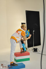 组图：韩团EXO拍夏季校服写真清爽帅气