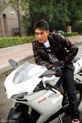 组图：霍政谚最新写真大片 尽展优质偶像特质