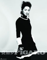 组图：周迅《费加罗》演绎黑白另类魅惑