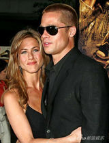 组图：盘点安妮斯顿与前夫皮特昔日甜蜜瞬间