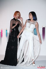 组图：小S杨丞琳同性暧昧 激情互摸挑逗尺度大