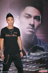 组图：关楚耀个唱邀张学友坐阵 遗撼谭咏麟未到