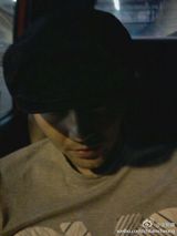 组图：“帅气机长”张智霖微博生活照集锦