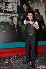 组图：林峰约会吴千语不避讳 官恩娜否认遭无线冷冻