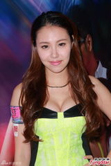 组图：《夜蒲3》杀青 男男女女对嘴喂香肠