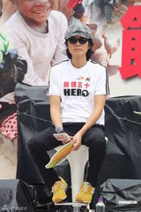 组图：张艾嘉黄子华分享助养儿童经验