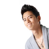 组图：张峻宁“蜜糖”写真 阳光随性扮鬼脸