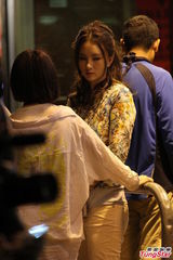 组图：《赌城风云》探班 谢霆锋穿清凉背心