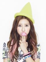 高清图：韩星金素恩大片表情百变俏丽清新