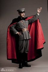 组图：献礼剧《开天辟地》蒋介石定妆照 