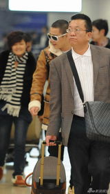 组图：小沈阳潮装亮相 各地“捞金”不削春晚