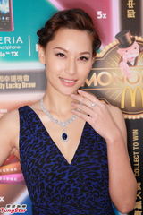 组图：徐子珊笑对失宠传闻 杨怡力挺罗仲谦得奖