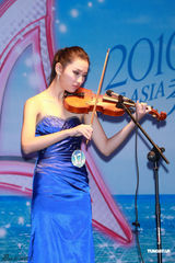 组图：亚姐比赛被指内定三甲 韩国佳丽自信心爆棚