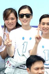 组图：李连杰率郭富城等众星出席壹基金拉力赛