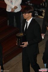 组图：陶喆父亲陶大伟追思会 马英九龙应台鞠躬悼念