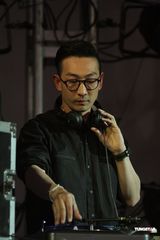 组图：李灿森变身DJ 联手Mc Hotdog推广潮流文化