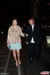 组图：何韵诗出席婚宴 与容祖儿刘浩龙首度聚首