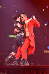 组图：刘德华演唱会嘉宾皆大牌 张家辉全家撑场