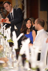 组图：美俏主播LINDA与法国贵族恋情曝光