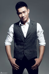 组图：功夫小生谢孟伟荧幕硬汉初长成