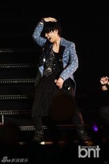 组图：任昌丁玄振英等献唱《青春之夜2》演唱会