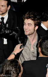 高清组图：《新月》西班牙宣传 主创打扮时髦