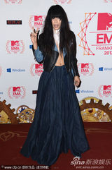 组图：2012MTV欧洲音乐大奖众星红毯璀璨