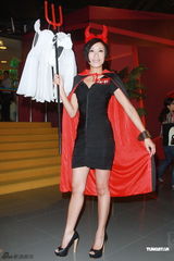 组图：欧阳震华杨怡扮小恶魔 林峰宣传新剧人气高