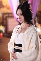 组图：《隋唐演义》白冰演绎萧皇后传奇爱情