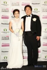 组图：韩国笑星Ryu Dam完婚 池城张东赫等众星到贺