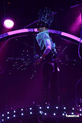 幻灯图集：百变郑秀文跨年精彩个人演唱会