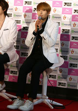 高清图： SJ-kry演唱会记者会 帅气有型用心歌唱