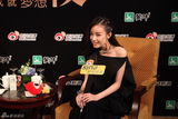 组图：微博之夜专访 Angelababy(杨颖)求大家别催婚